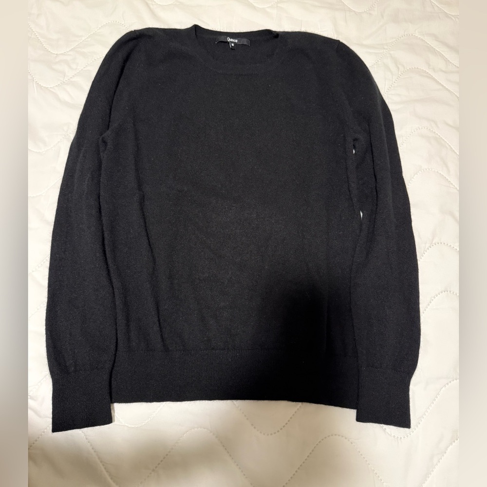 Quince women’s cashmere Crewneck Sweater in Black